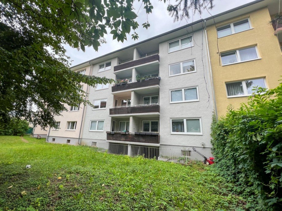 R�ckseite Mehrfamilienhaus D�ren