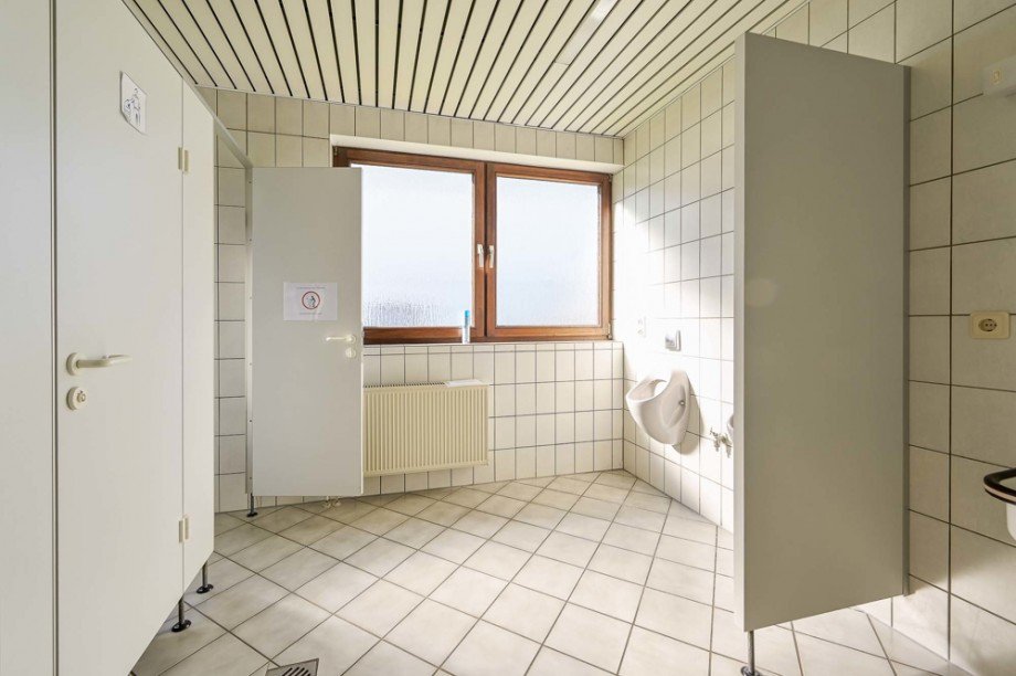 WC�s B�rofl�che D�ren