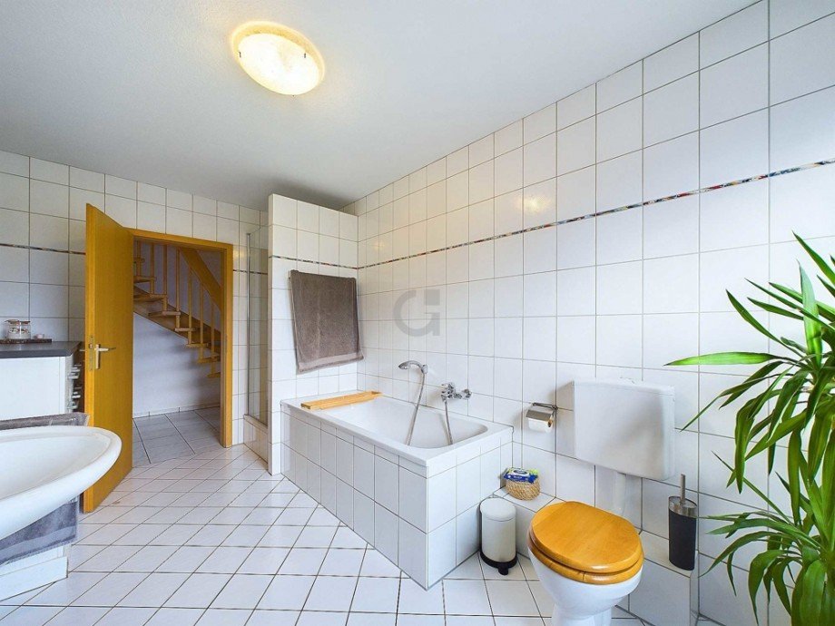 Badezimmer Dachgeschosswohnung Merzenich / Golzheim