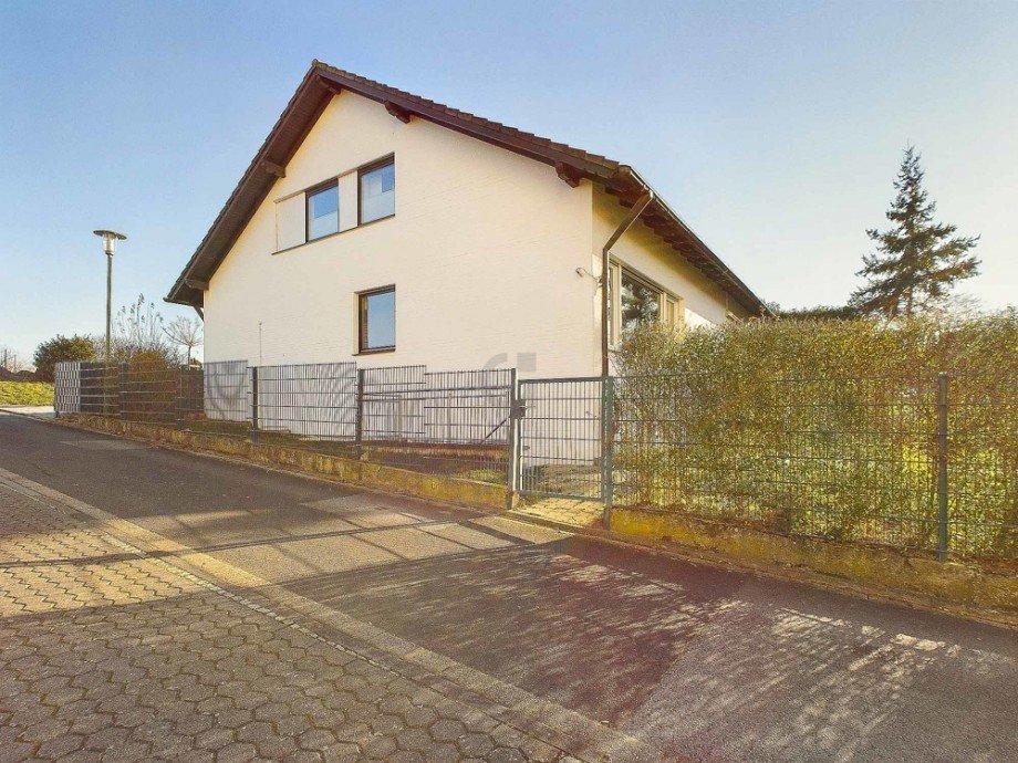 Giebelseite rechts Einfamilienhaus D�ren / Birkesdorf
