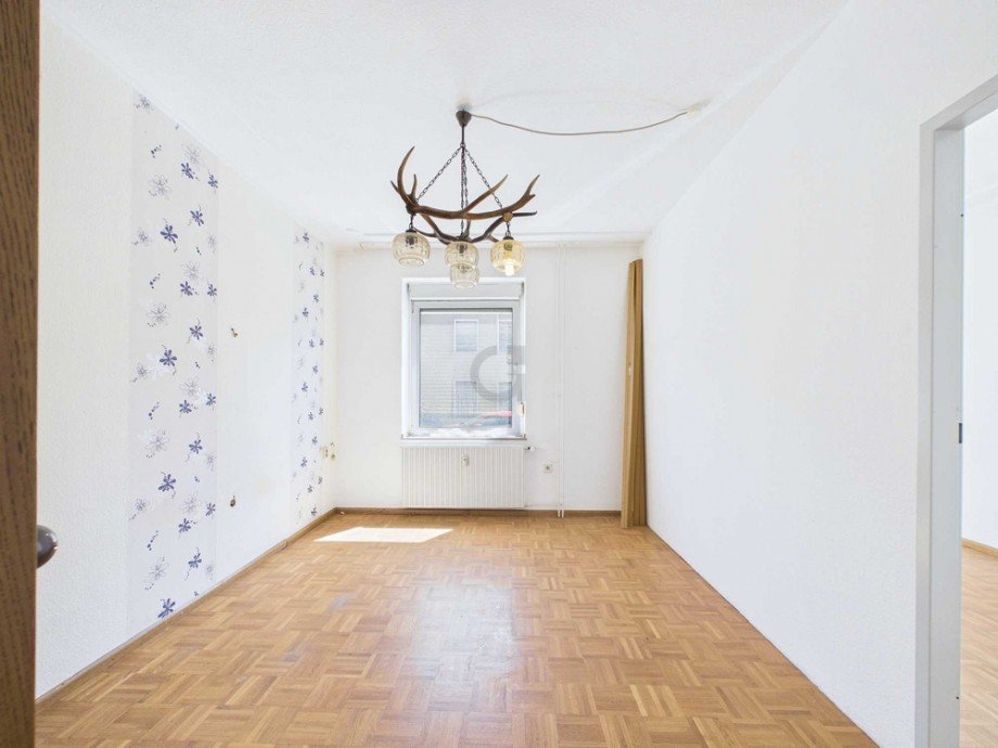 Zimmer 1 EG Mehrfamilienhaus Niederzier / Hambach