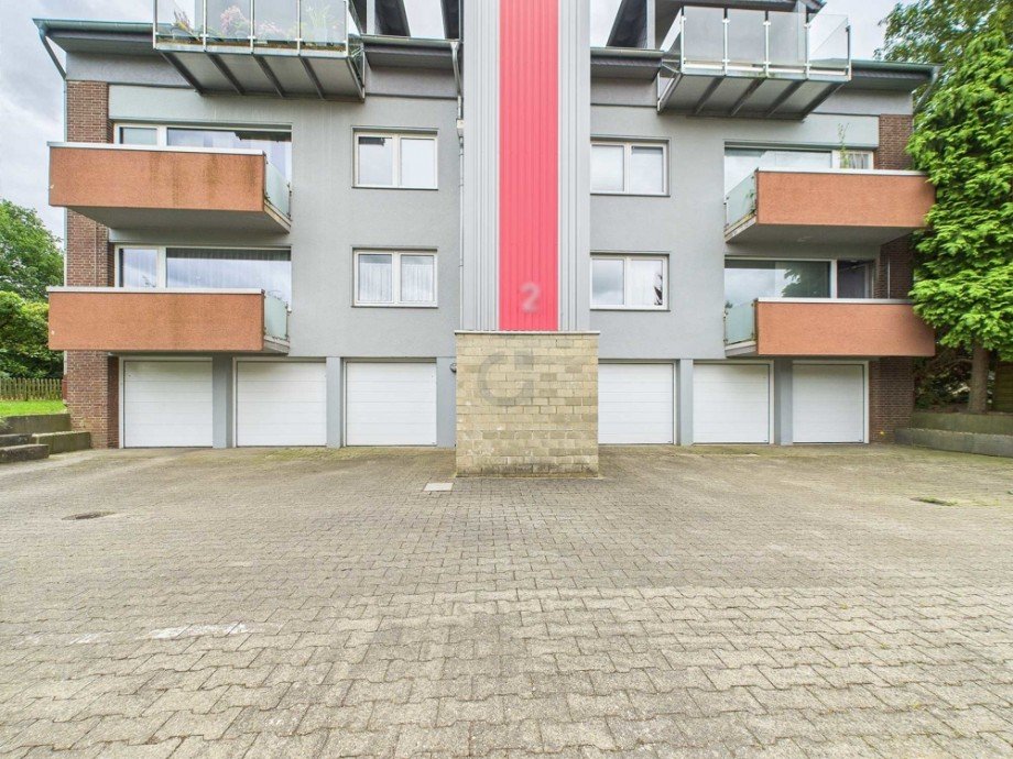 Frontansicht Dachgeschosswohnung Niederzier / Krauthausen