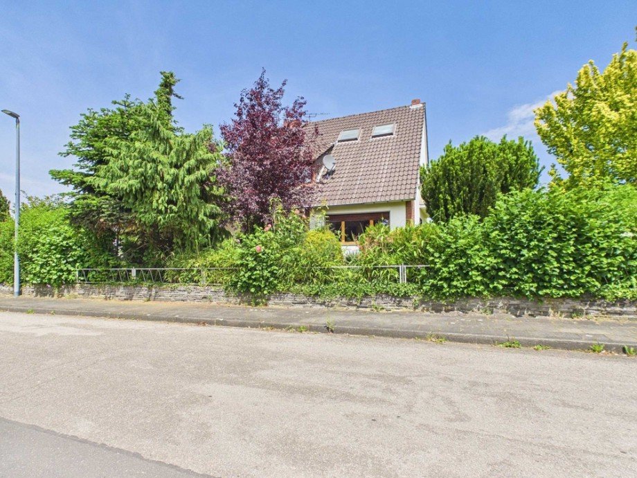 seitl. Ansicht Einfamilienhaus Kreuzau / Stockheim
