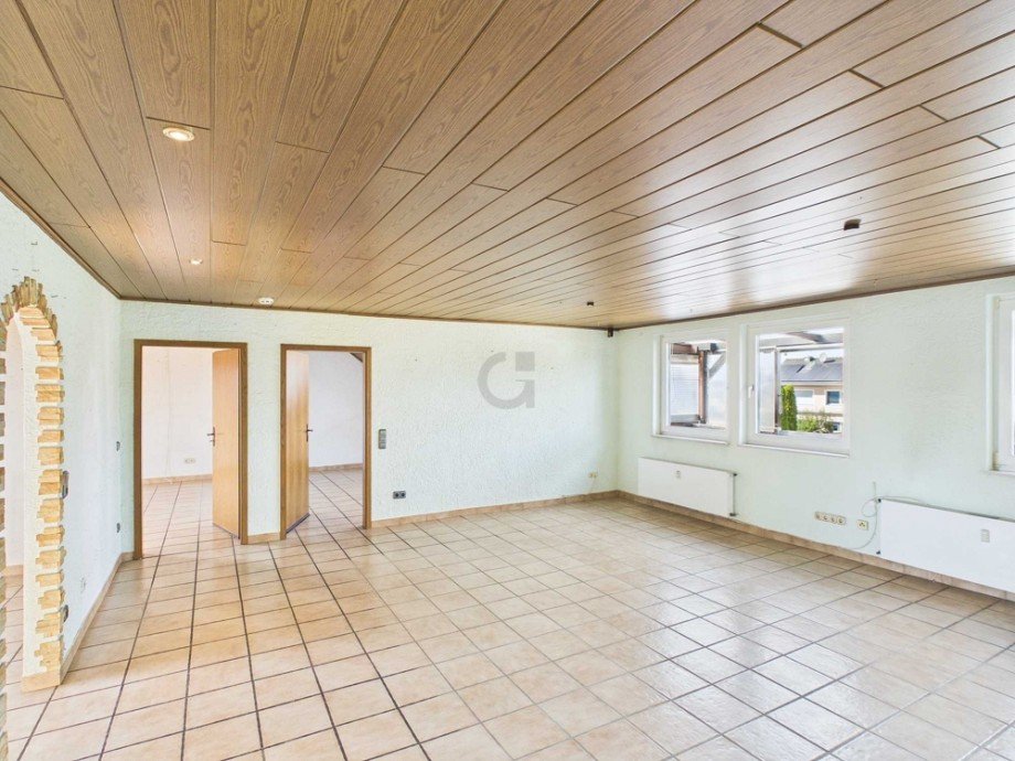 Wohn-Ess-Bereich Dachgeschosswohnung N�rvenich / Binsfeld