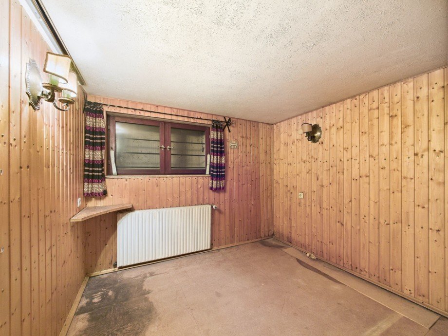 Barzimmer Einfamilienhaus Mechernich