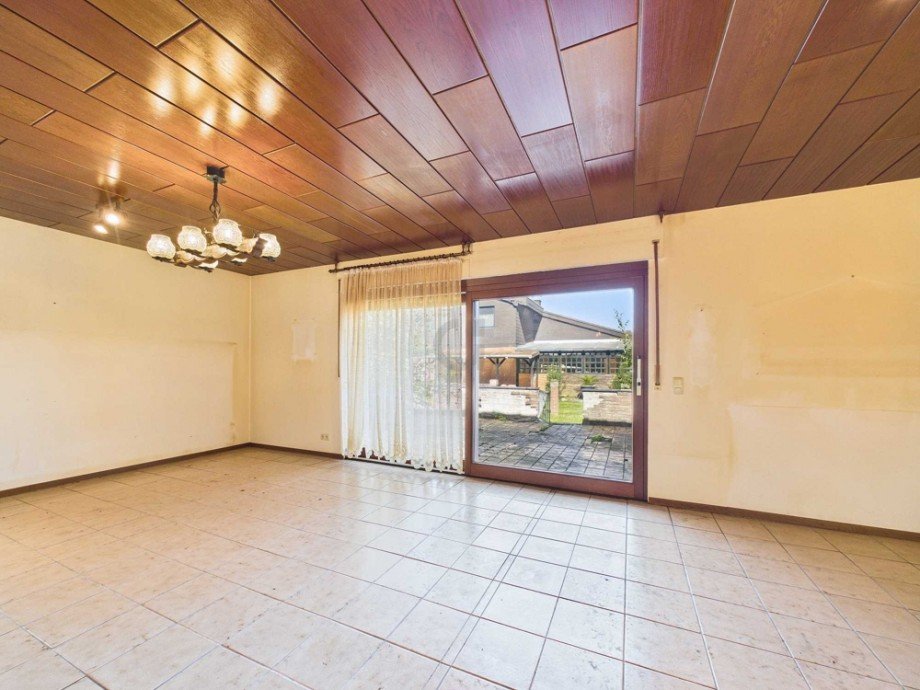 Wohn-Ess-Zimmer Bungalow D�ren / Echtz
