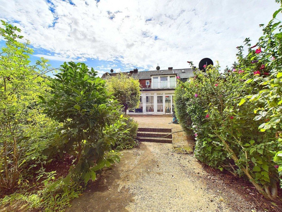 Blick aus Garten Reihenmittelhaus D�ren