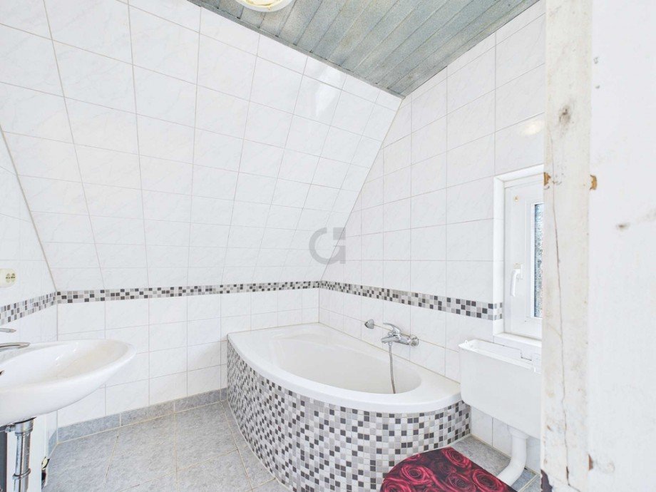 Badezimmer Doppelhaush�lfte Kreuzau
