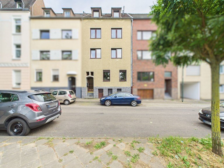Front D�ren Etagenwohnung Neuer Eigent�mer gefunden!