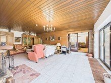 Wohnen Gro�z�giger Bungalow mit vielf�ltigen Nutzungsm�glichkeiten