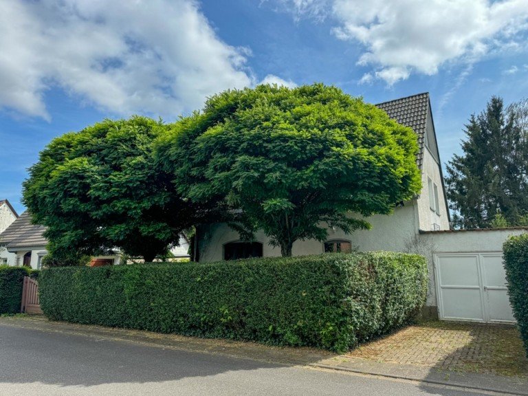 Front D�ren Einfamilienhaus Bereits verkauft!