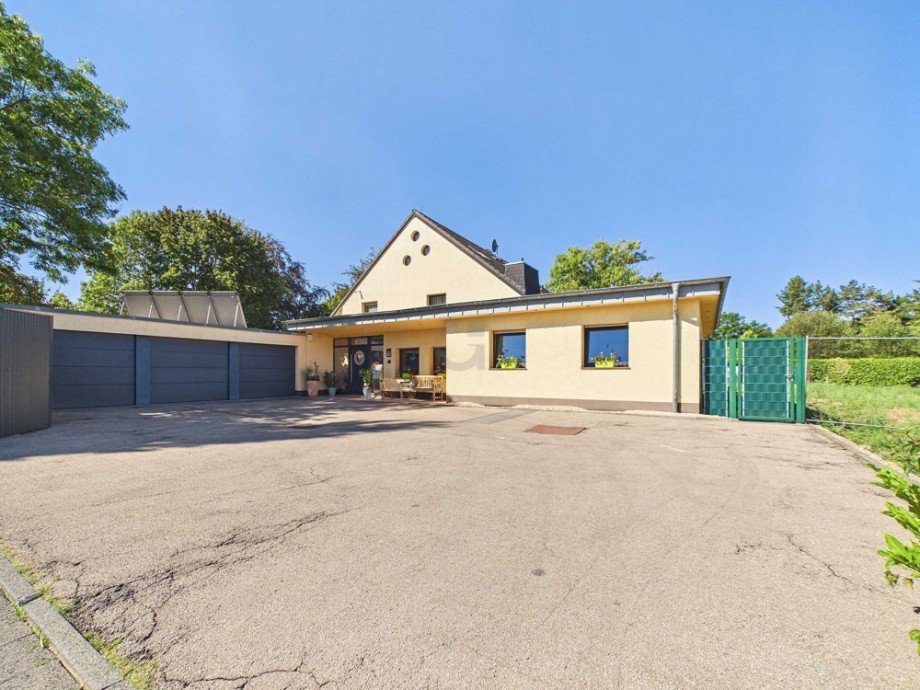 Vorplatz Einfamilienhaus D�ren / Lendersdorf