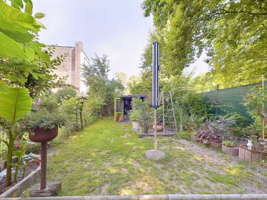 Blick in Pachtfl�che Reiheneckhaus D�ren