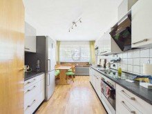 K�che Gro�z�giges Wohnhaus in Traumlage oberhalb des Rurtals