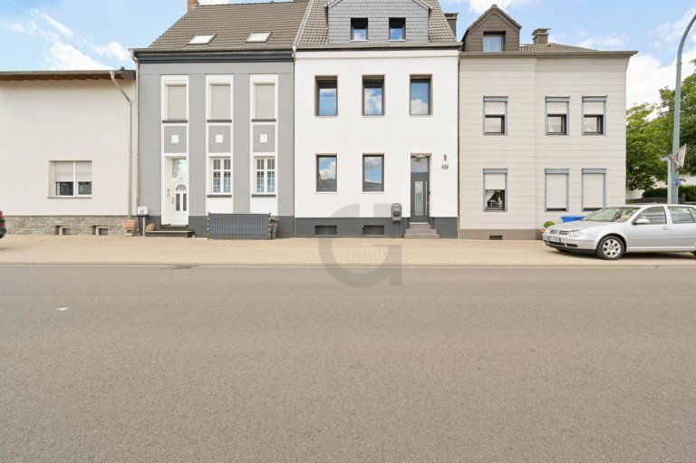 Ansicht Strasse D�ren Reihenhaus Liebevoll saniertes Eigenheim in Zentrumsrandlage von D�ren