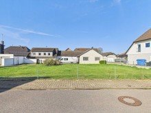 sep. Baugrundst�ck Solides Generationenhaus mit zus�tzl. Baugrundst�ck