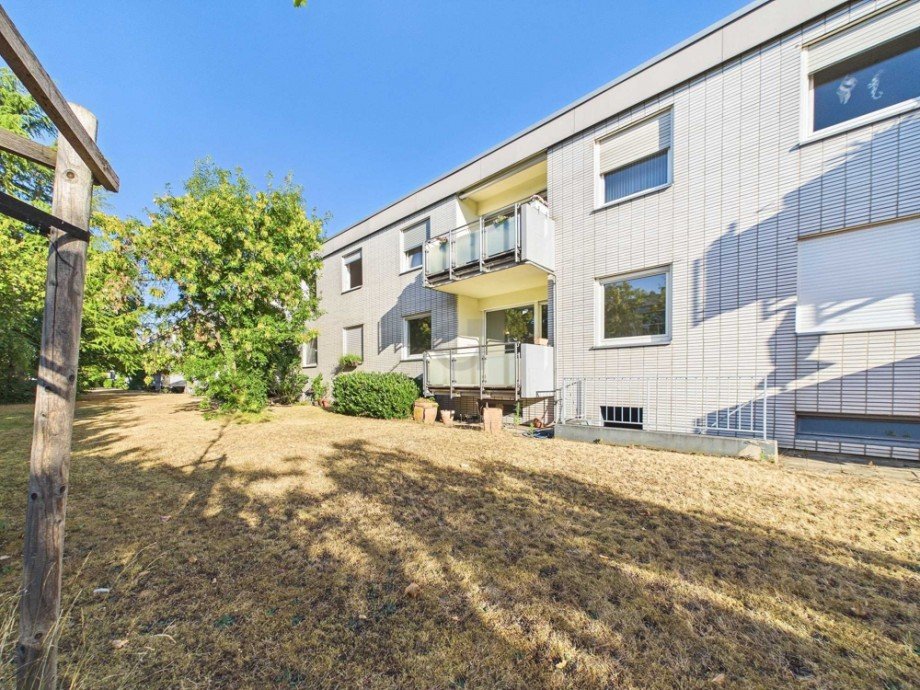 r�ckwertiger Gartenbereich Erdgeschosswohnung D�ren