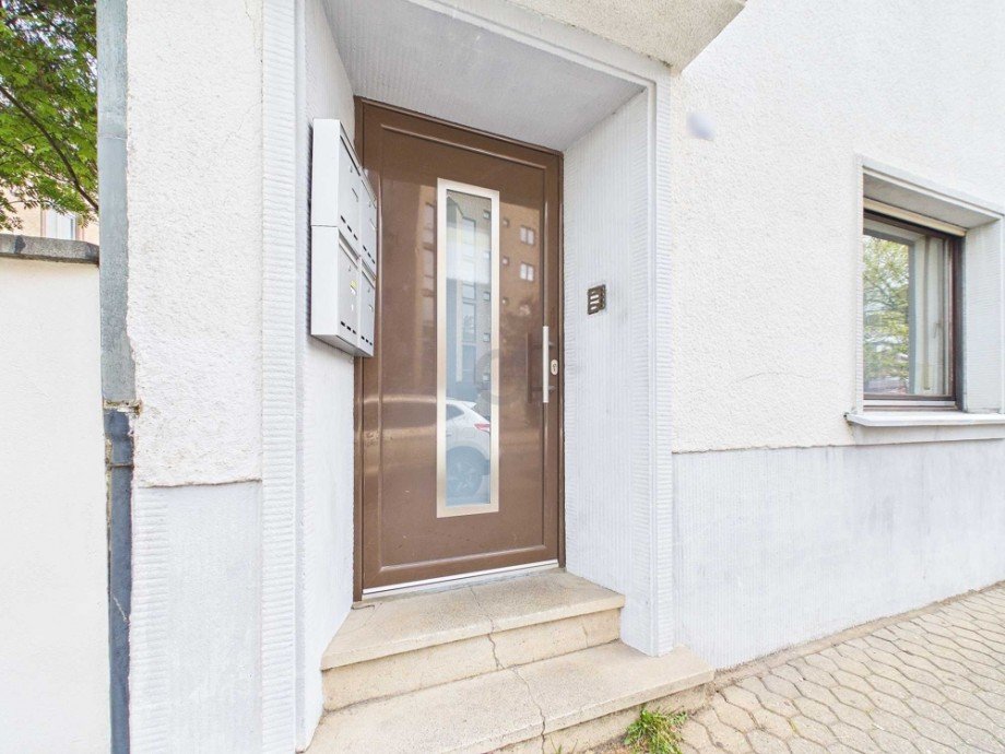 Eingang Dachgeschosswohnung D�ren