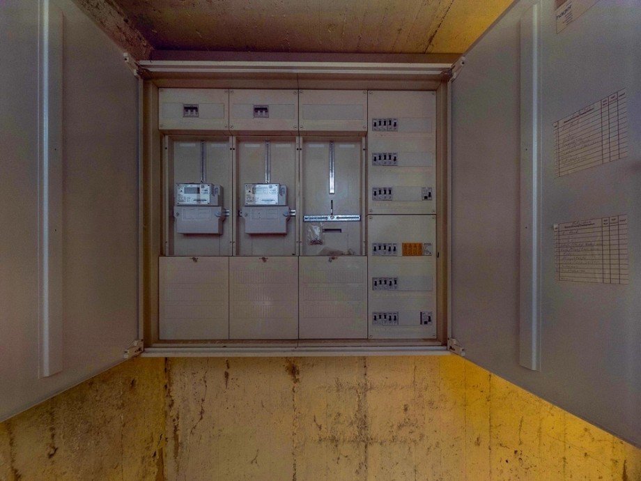 Beispiel Z�hlerschrank Mehrfamilienhaus Niederzier / Huchem-Stammeln