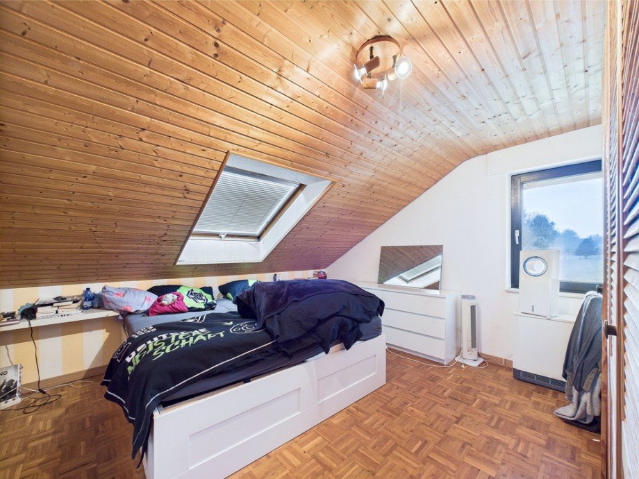 Zimmer DG Einfamilienhaus H�rtgenwald / Vossenack