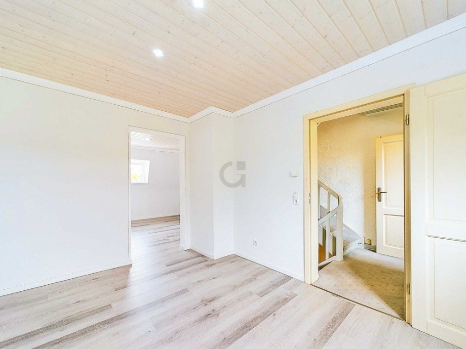 Zimmer Einfamilienhaus D�ren