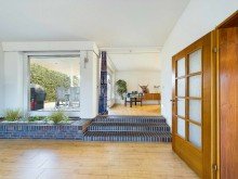 Wohnzimmer m. Blick zur Terrasse Leider ist diese tolle Liegenschaft bereits verkauft!