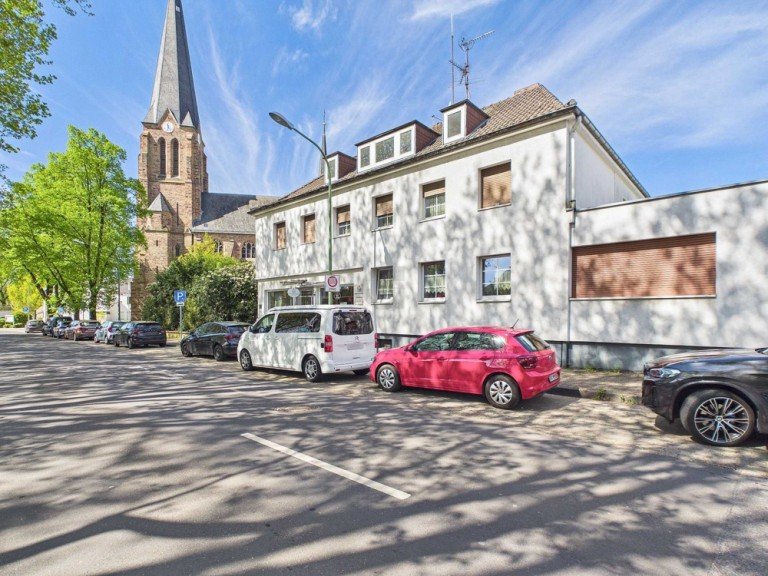 Stra�enansicht D�ren / Niederau Ladenlokal Attraktive Gewerbefl�che in D�ren-Niederau!