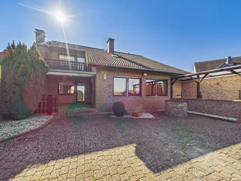 R�ckansicht Einfamilienhaus Merzenich