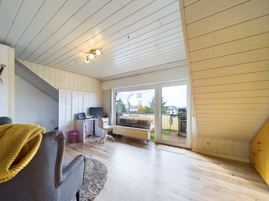B�ro Dachgeschosswohnung Merzenich / Golzheim
