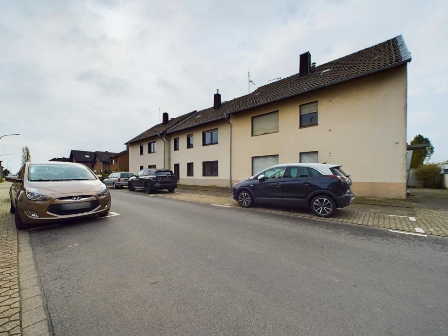 Front Mehrfamilienhaus Niederzier / Huchem-Stammeln