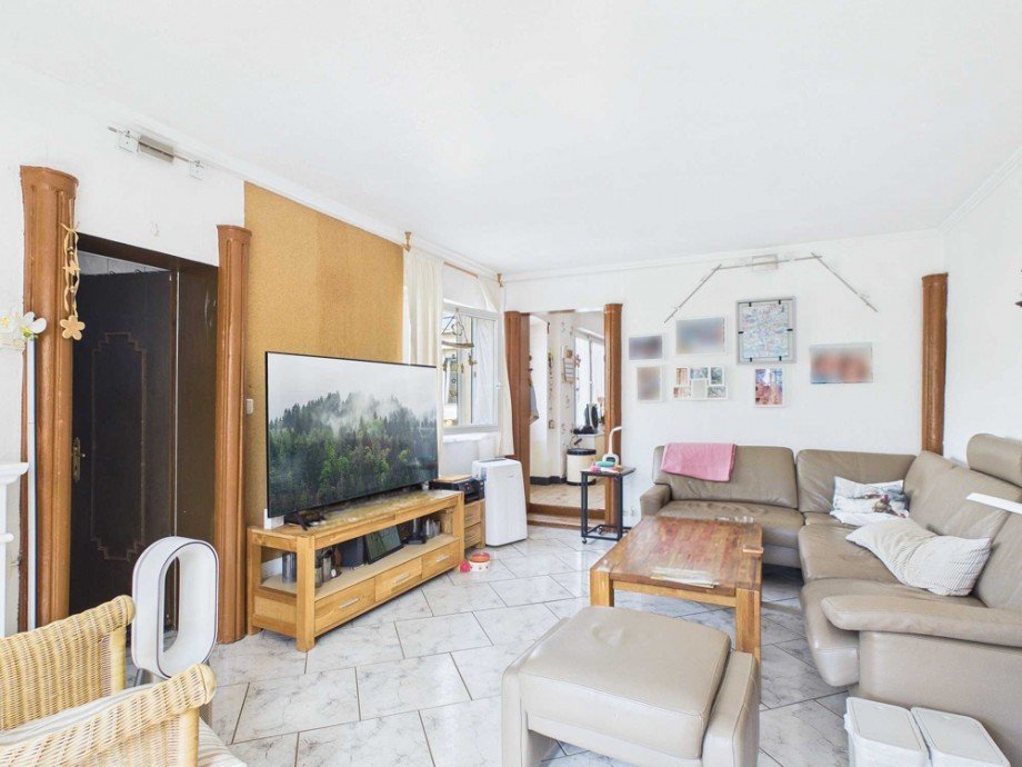 derzeitiges Wohnzimmer Doppelhaush�lfte D�ren