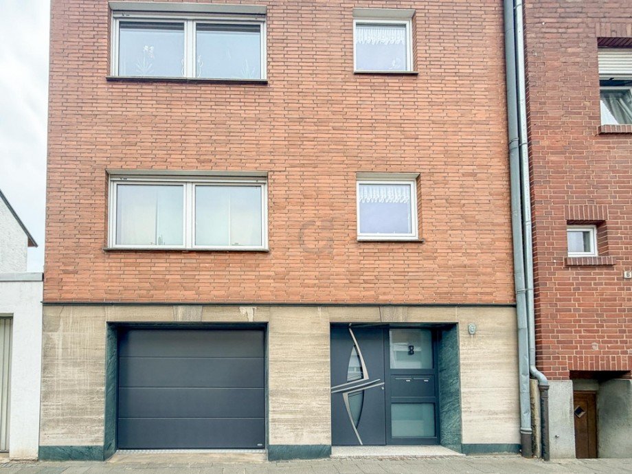 Frontansicht Etagenwohnung D�ren / Birkesdorf