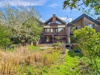Bild (496477b61d568ddf11547b7120a57af5): Gro�z�giges Stadthaus mit 7 Zimmern, vielf�ltigen Nutzungsm�glichkeiten und Doppelgarage