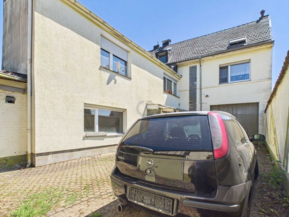 Innenhof Mehrfamilienhaus Niederzier / Hambach