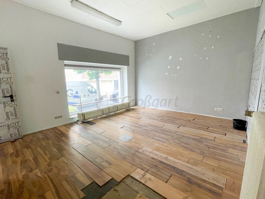 Ladenlokal EG Scharnhorststr. 2 Reihenmittelhaus D�ren