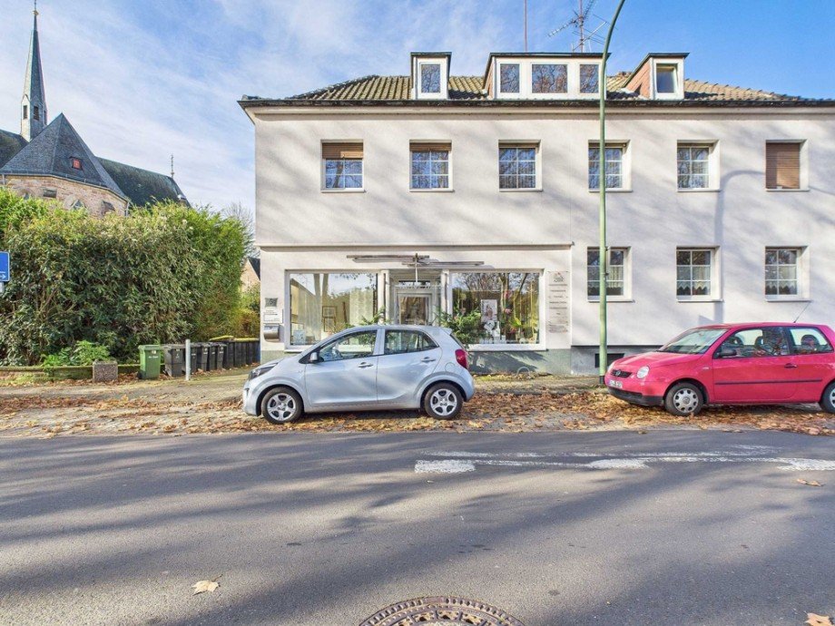 Frontansicht B�rofl�che D�ren / Niederau