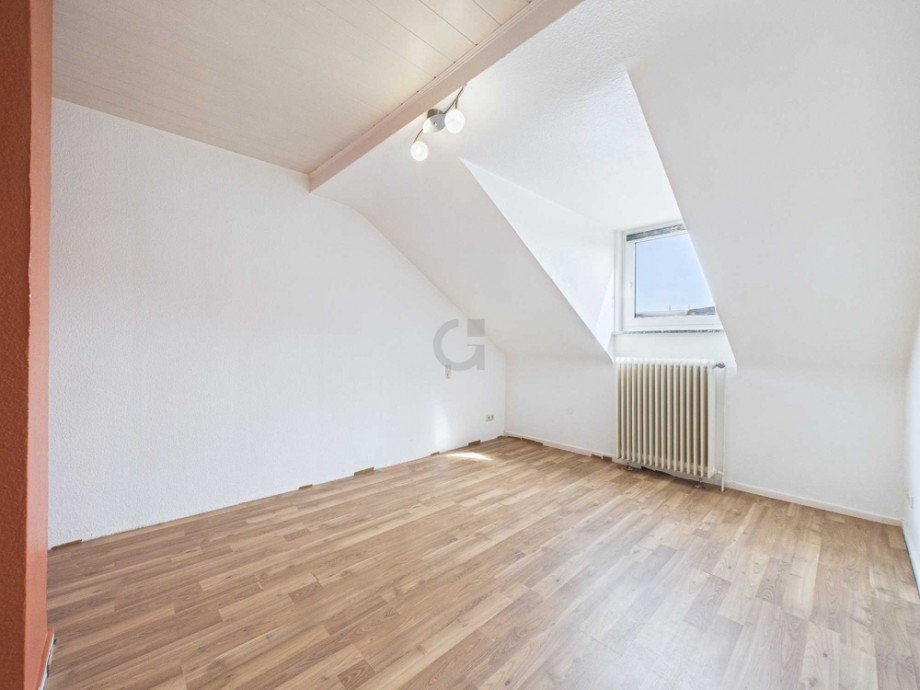 Schlafzimmer 2 Dachgeschosswohnung D�ren
