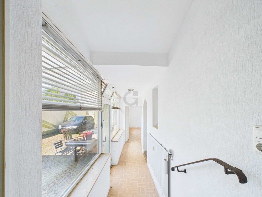 Durchgang zum Schlafzimmer Mehrfamilienhaus Niederzier / Hambach