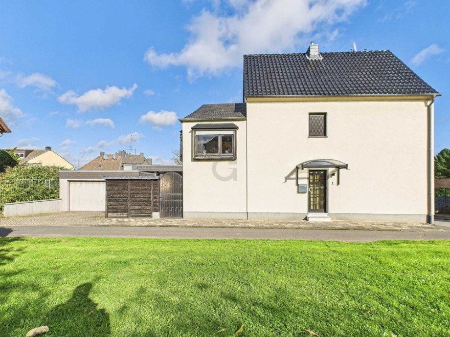 Frontansicht Einfamilienhaus Langerwehe