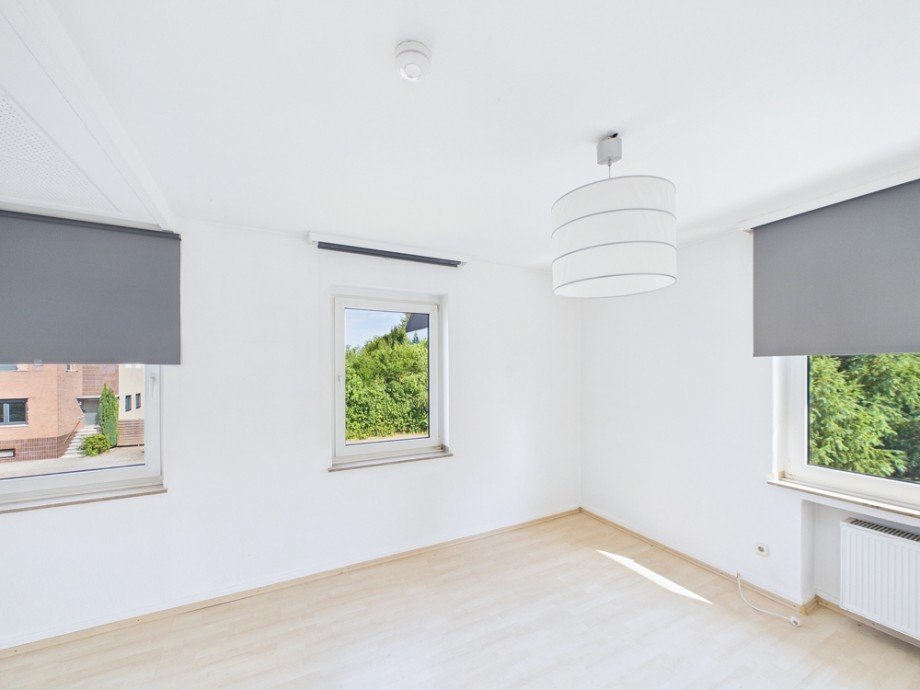 Zimmer OG Einfamilienhaus D�ren