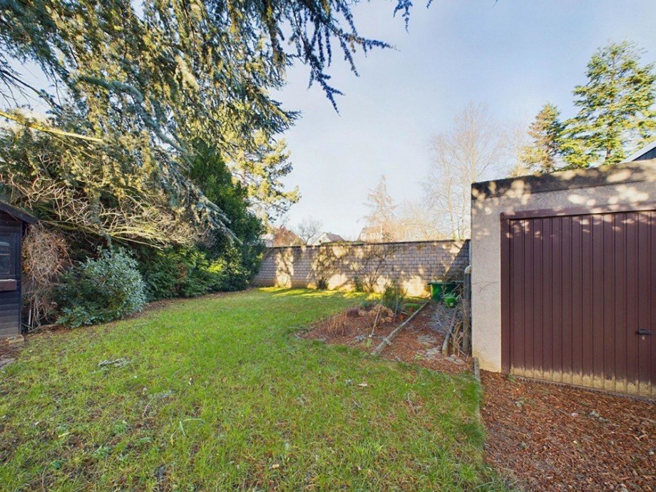 Garten + Baugrundst�ck Bungalow D�ren