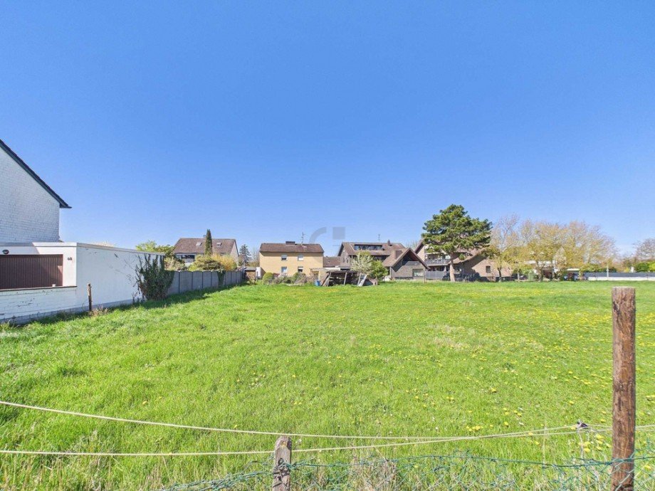 Blick von Stra�e Wohngrundst�ck Kreuzau / Stockheim