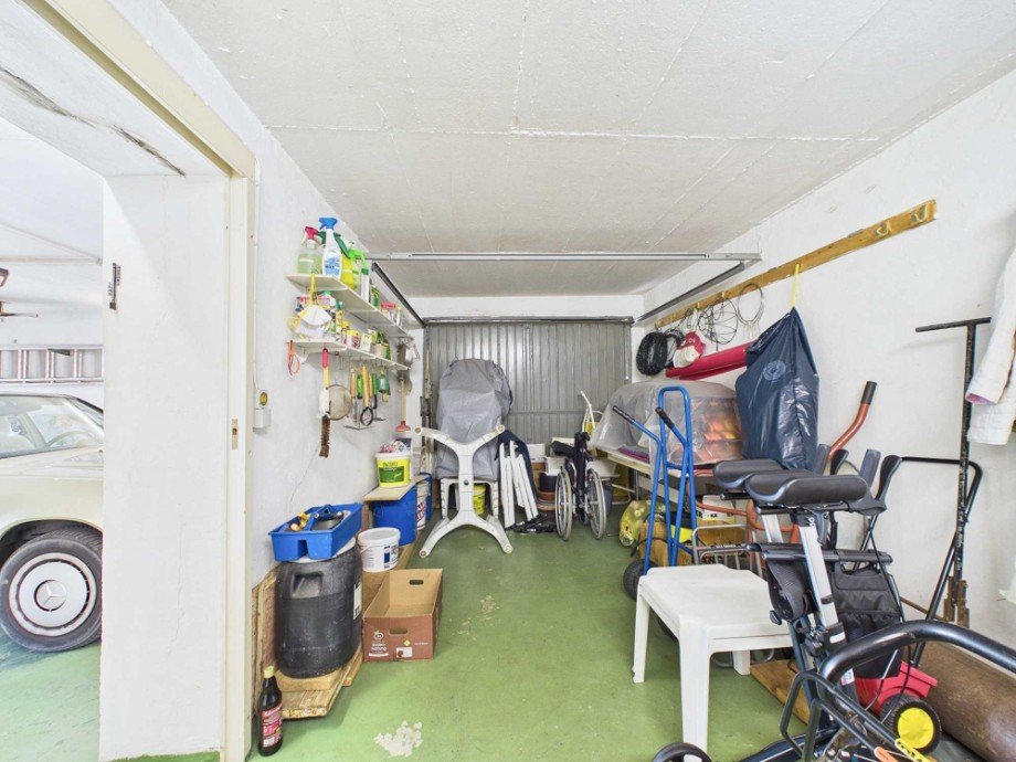 Garage Doppelhaush�lfte D�ren