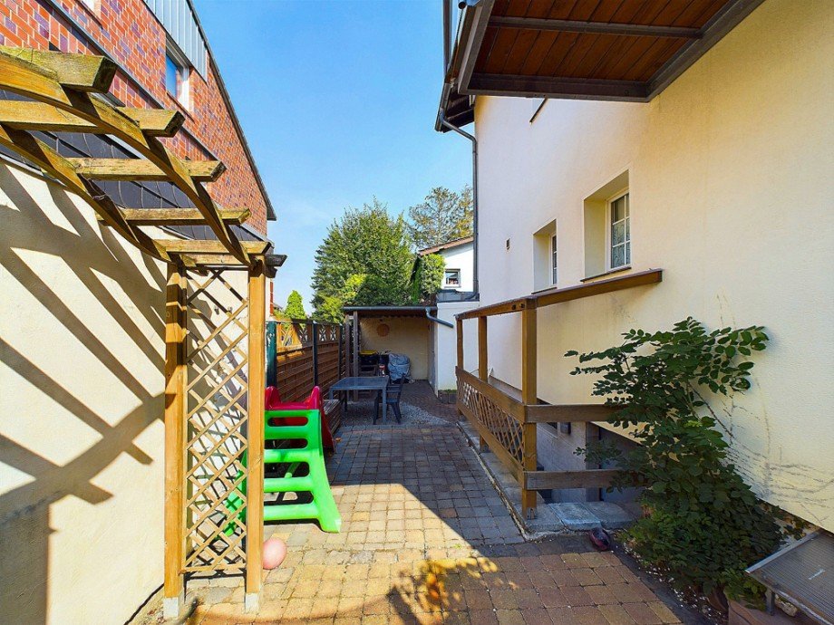 Innenhof Zweifamilienhaus D�ren