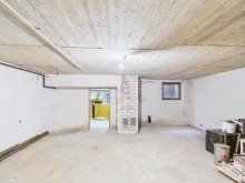 Keller Gro�z�giges Stadthaus mit 7 Zimmern, vielf�ltigen Nutzungsm�glichkeiten und Doppelgarage