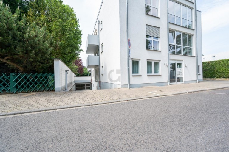 Zufahrt TG- Stellplatz D�ren Tiefgaragenstellplatz Leider schon vermietet!