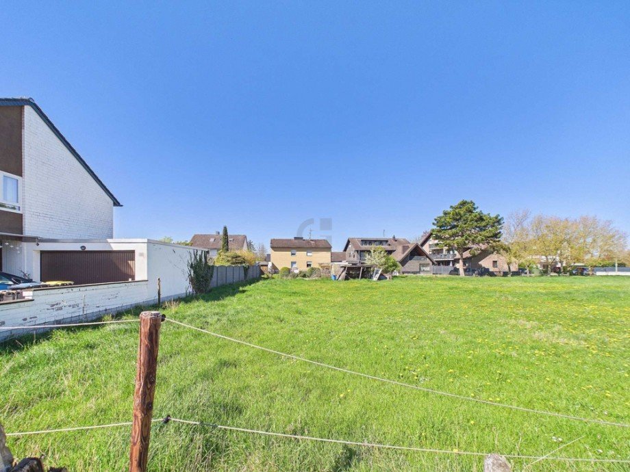 Blick von Stra�e Wohngrundst�ck Kreuzau / Stockheim