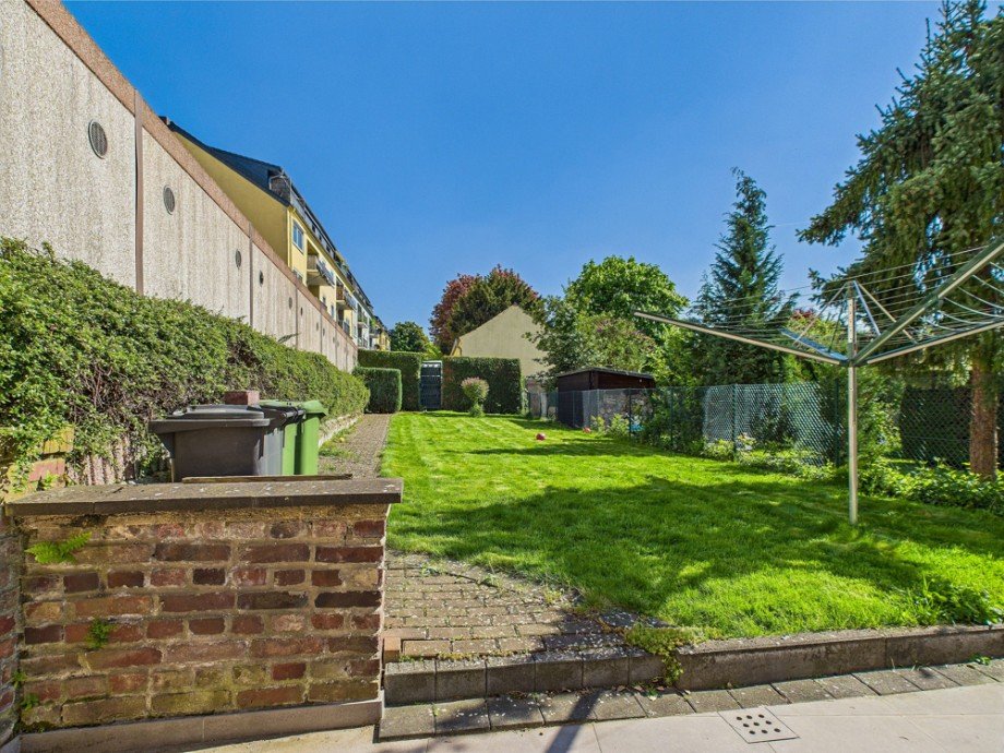 Garten Zweifamilienhaus D�ren