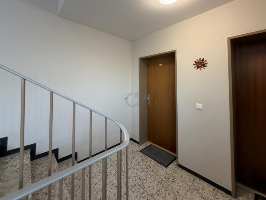 Zugang Wohnung Etagenwohnung D�ren