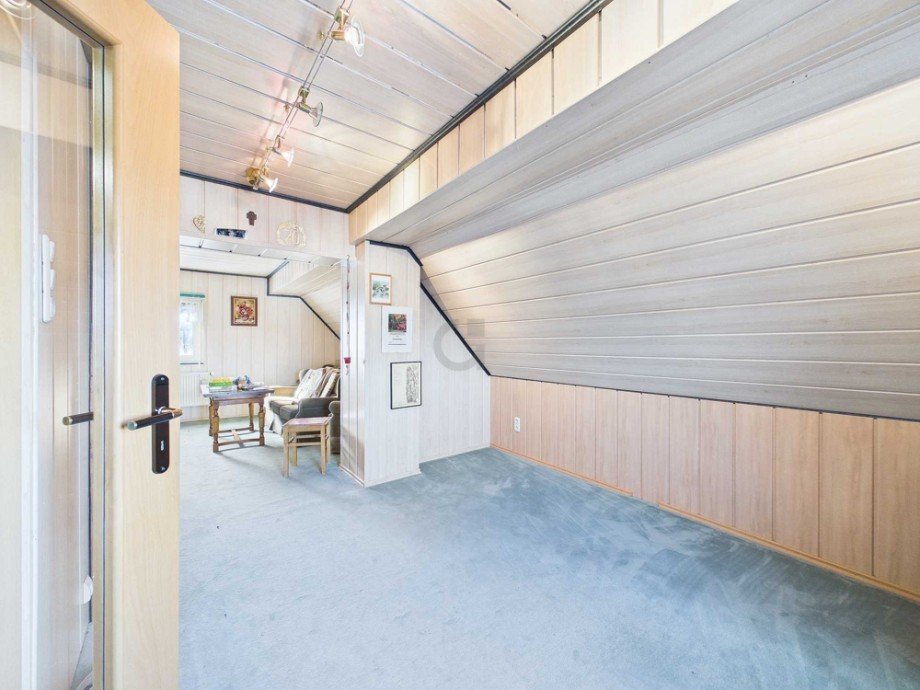 Hobbyraum DG Einfamilienhaus H�rtgenwald / Gro�hau